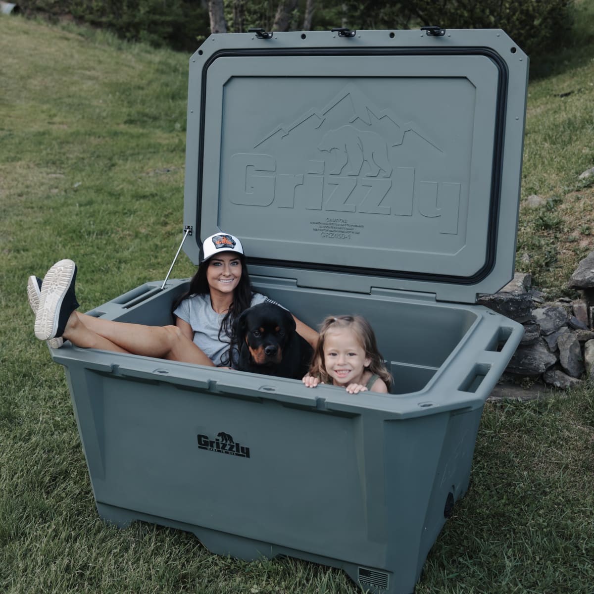 Grizzly 450 Quart Cooler - Image 14