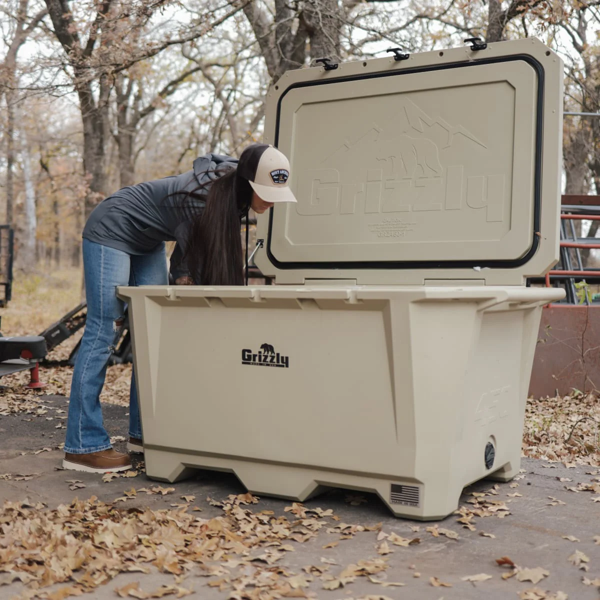 Grizzly 450 Quart Cooler - Image 5