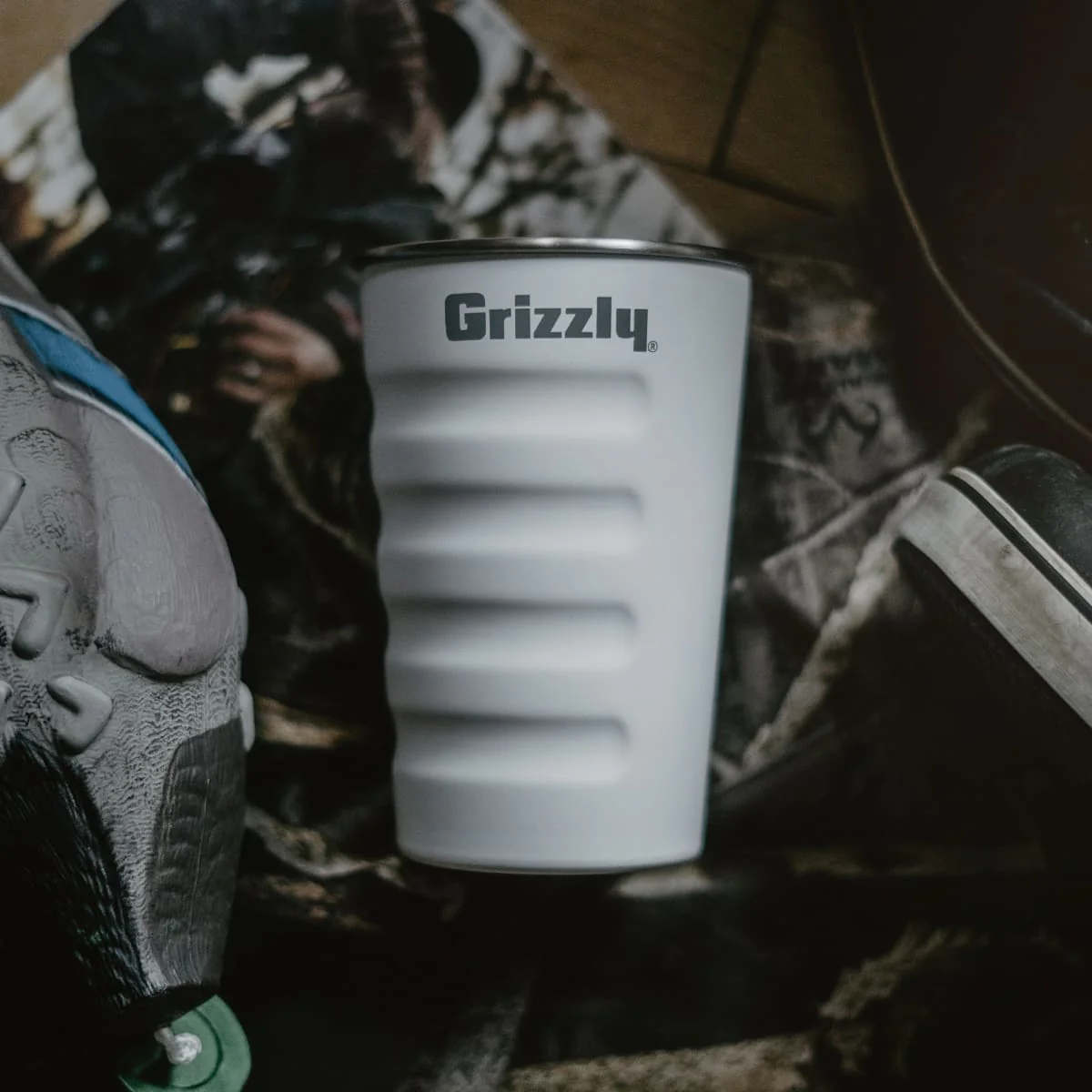 Grizzly Grip Field Pint Cup - Image 25
