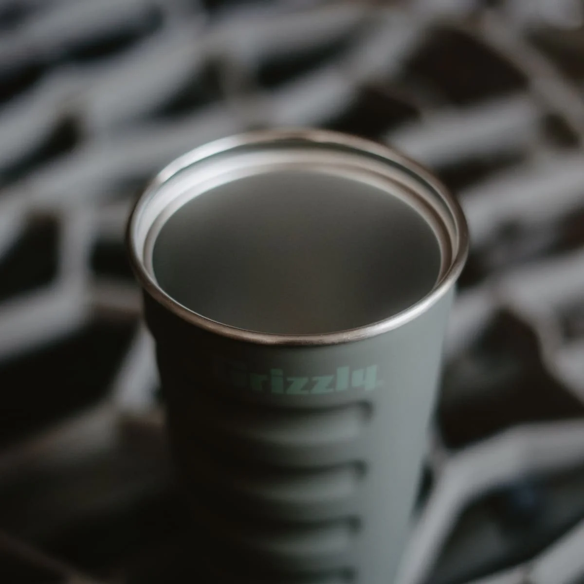 Grizzly Grip Field Pint Cup - Image 32