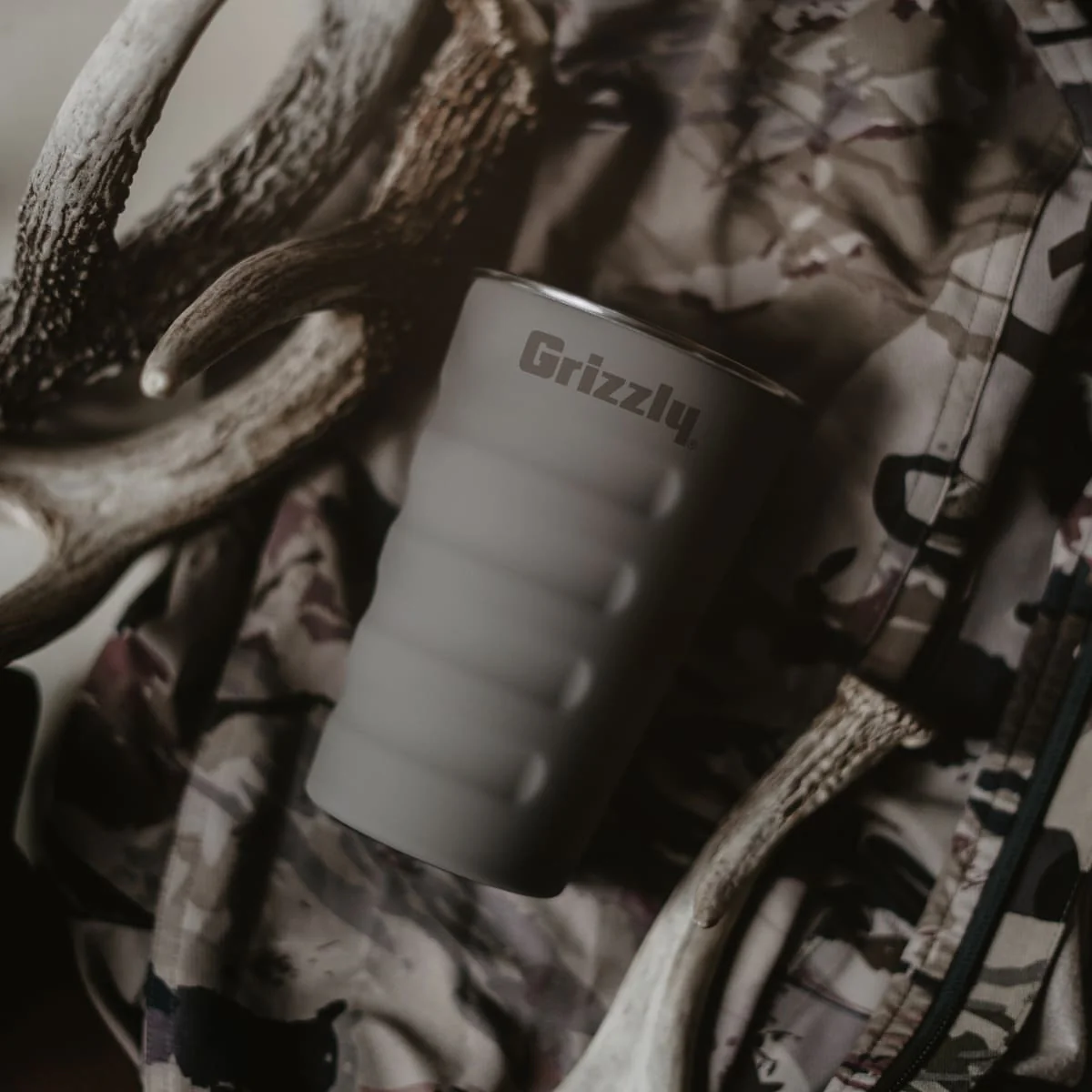 Grizzly Grip Field Pint Cup - Image 37