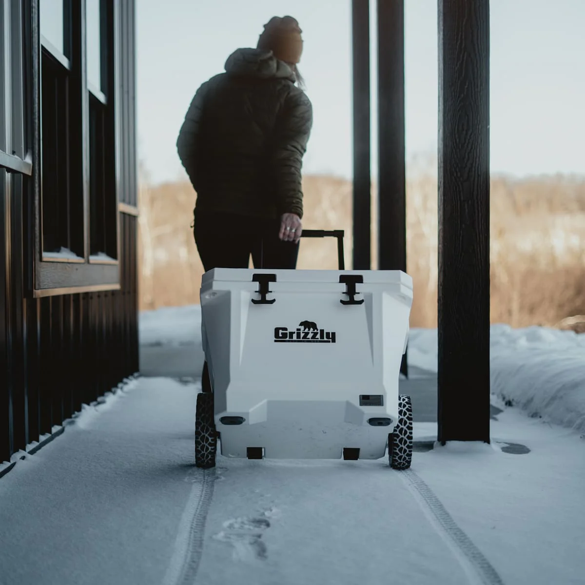 Scout 40 Rolling Cooler - Image 3